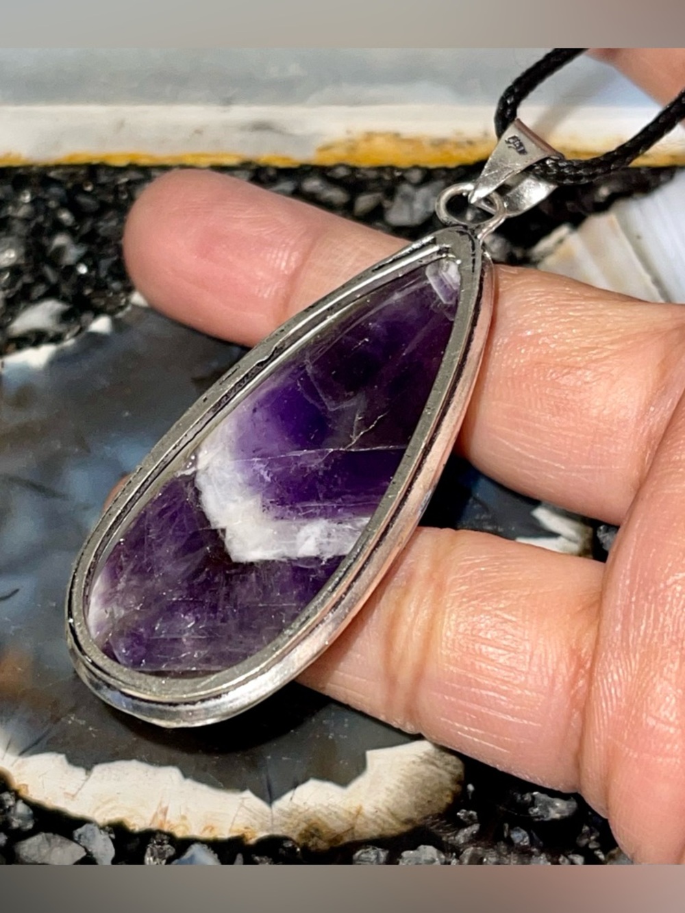 Chevron Amethyst Pendant 2 1/2” - Picture 15 of 17